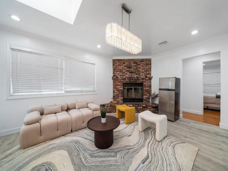 @ Marbella Lane - Serene And Pristine Home image