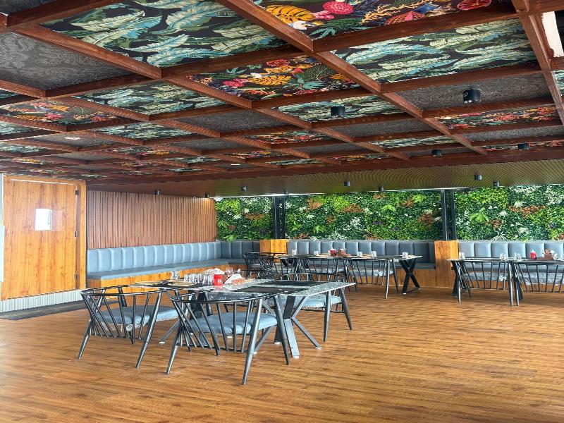 Hotel Shrinath Palace — restaurant