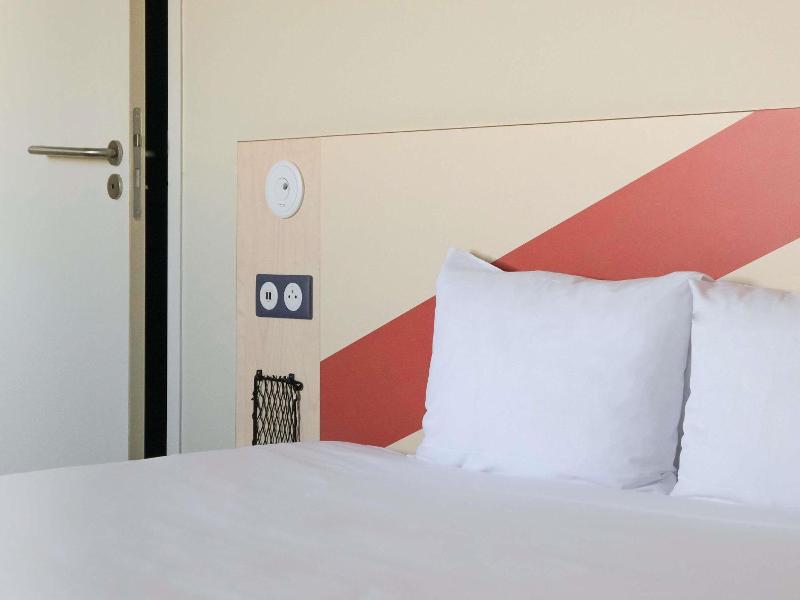Ibis Budget Toulouse Labege image