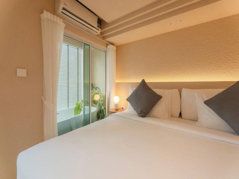 Mai Hotel image