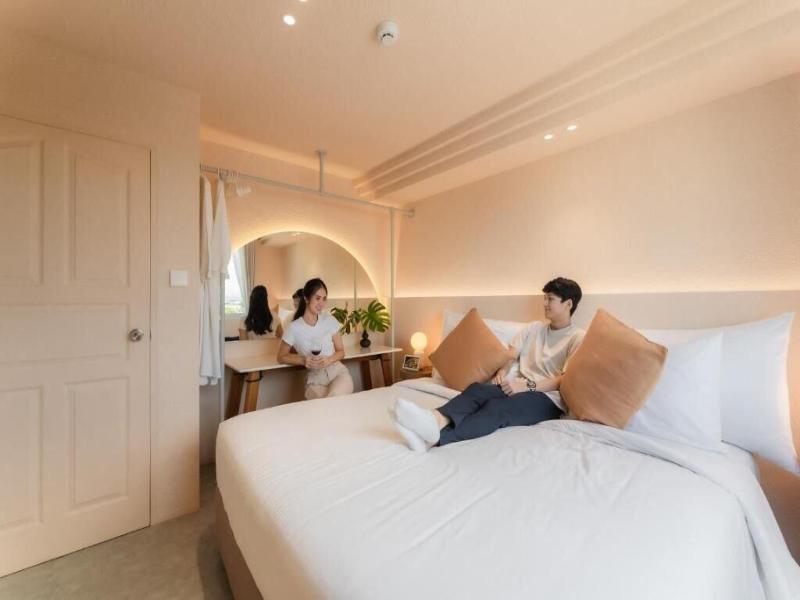 Mai Hotel image