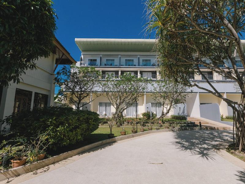 Blue Beach Grand Resort And Spa image