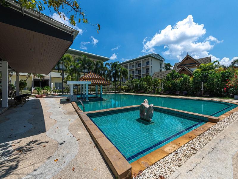 Blue Beach Grand Resort And Spa image