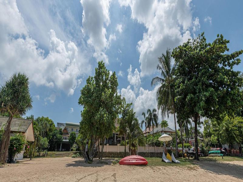 Blue Beach Grand Resort And Spa image