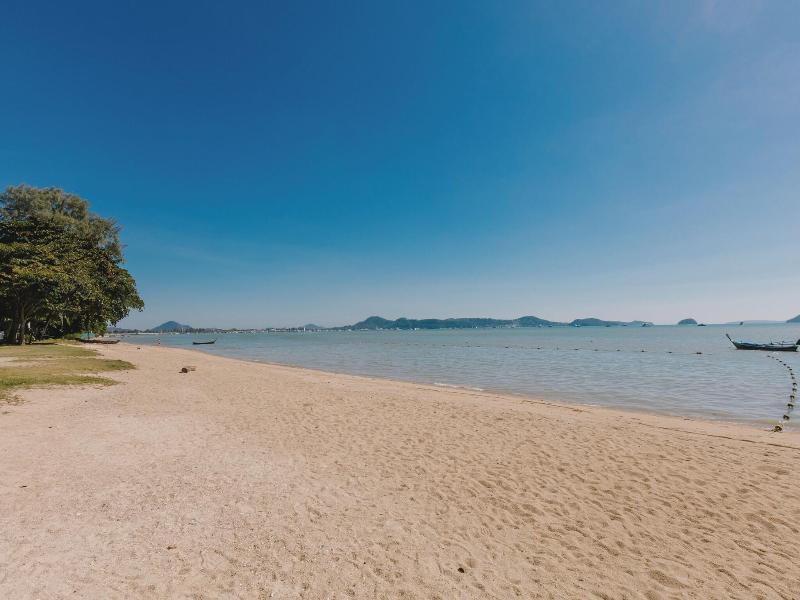 Blue Beach Grand Resort And Spa image