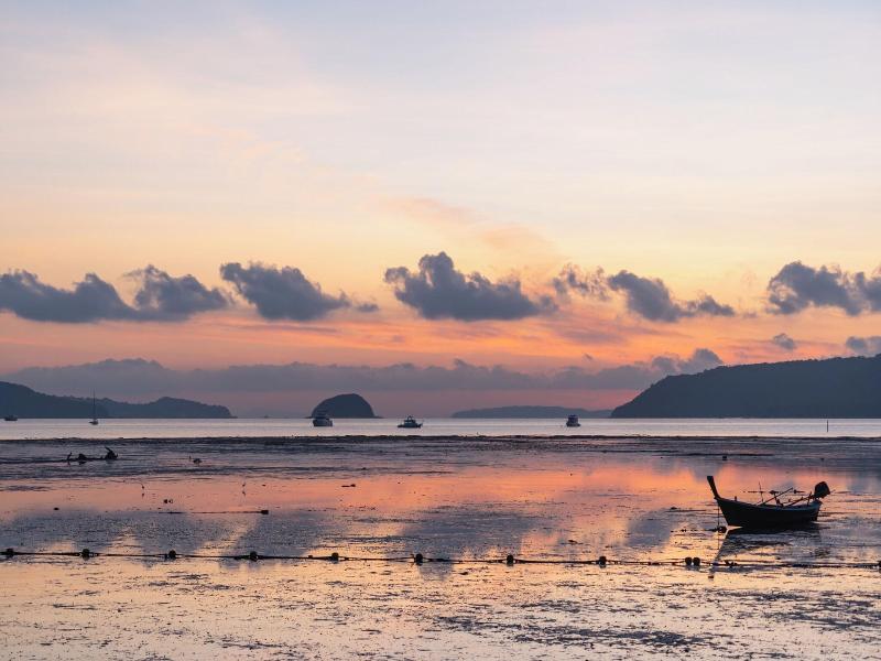 Blue Beach Grand Resort And Spa image