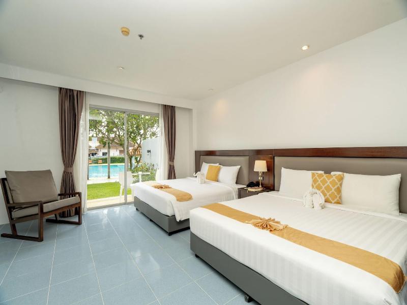 Blue Beach Grand Resort And Spa image