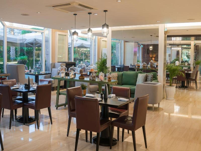 Dubai Marriott Harbour Hotel & Suites image