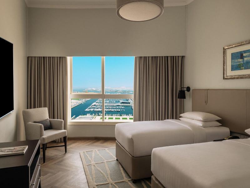 Dubai Marriott Harbour Hotel & Suites image