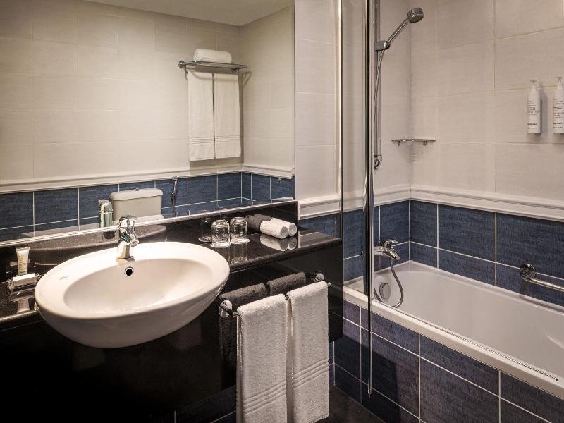 Dubai Marriott Harbour Hotel & Suites image