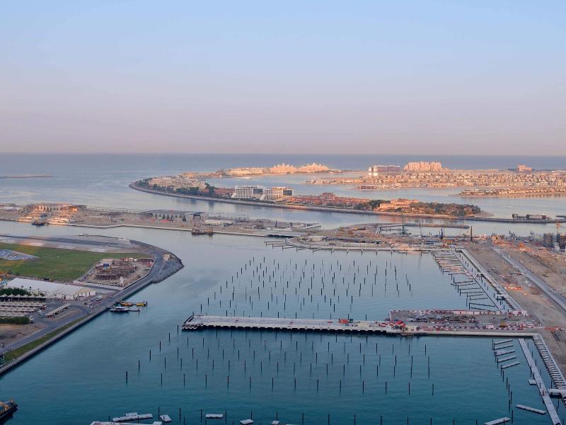 Dubai Marriott Harbour Hotel & Suites image