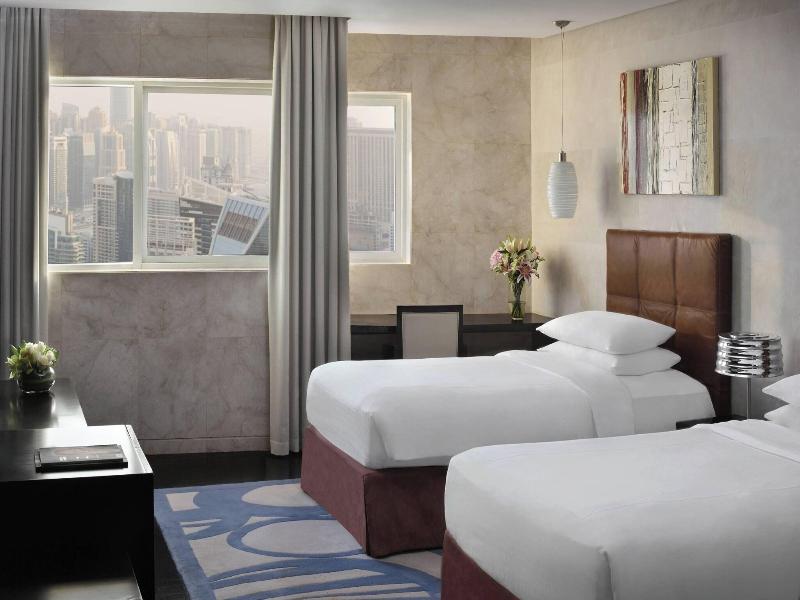 Dubai Marriott Harbour Hotel & Suites image
