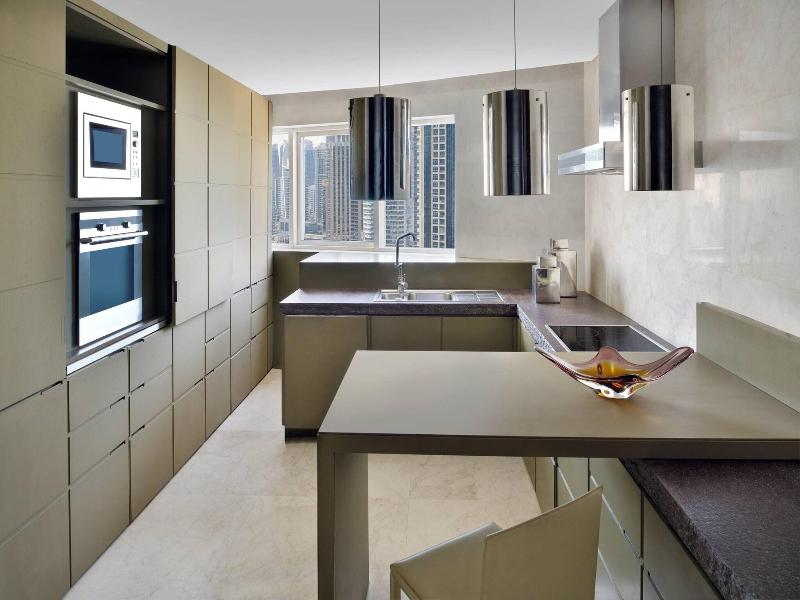 Dubai Marriott Harbour Hotel & Suites image