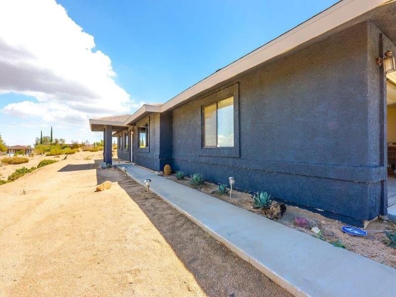 @ Marbella Lane - Zen-like Ambiance 3br Home In Jt image