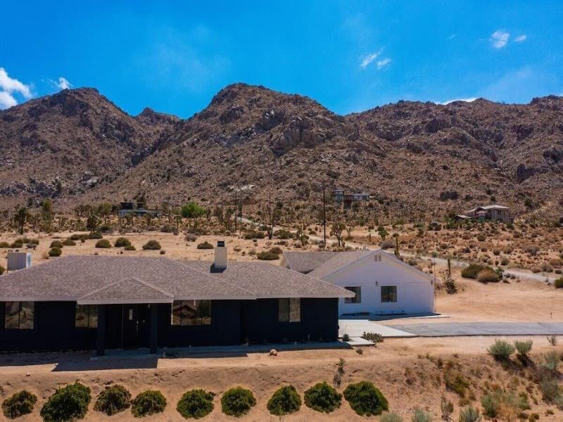 @ Marbella Lane - Zen-like Ambiance 3br Home In Jt image