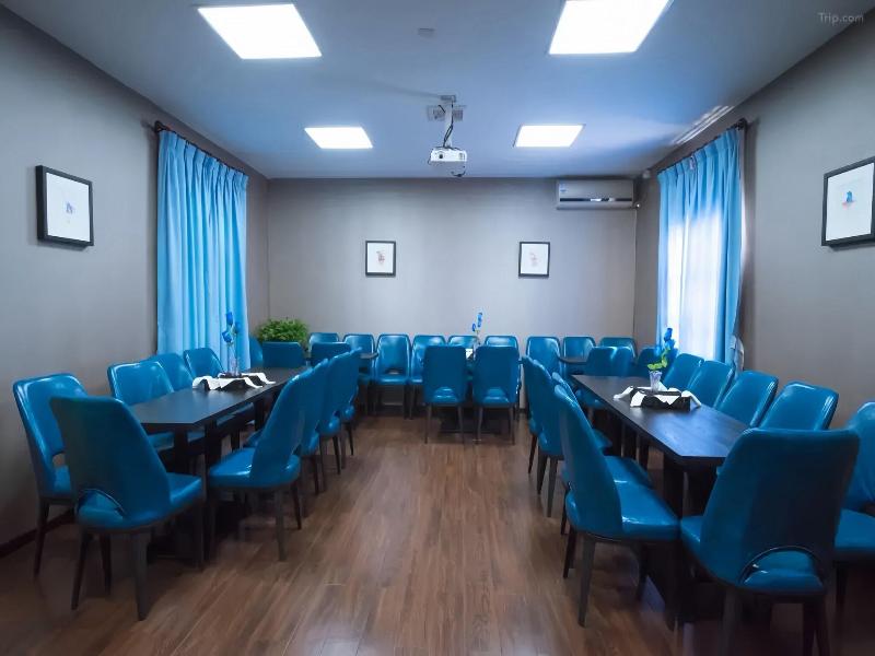Xana Lite Hotel Shixi Metro Station image