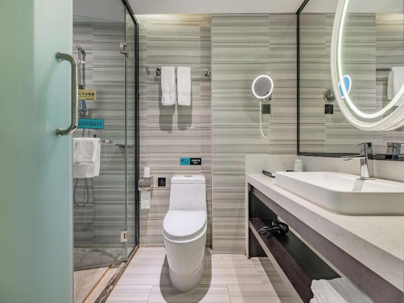 Xana Lite Hotel Shixi Metro Station image