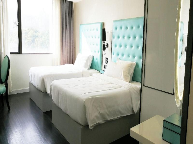 Xana Lite Hotel Shixi Metro Station image