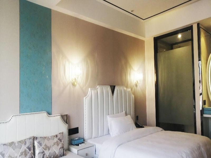 Xana Lite Hotel Shixi Metro Station image