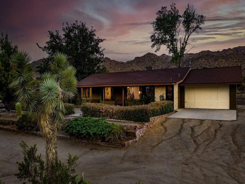 @ Marbella Lane - The Wine Mine Desert Escape image