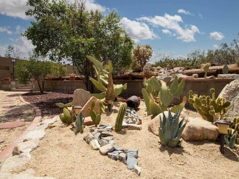 @ Marbella Lane - The Wine Mine Desert Escape image