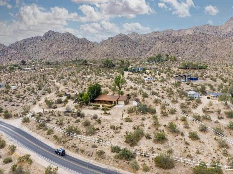 @ Marbella Lane - The Wine Mine Desert Escape image