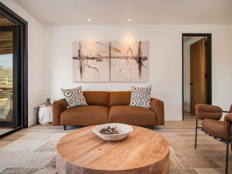 @ Marbella Lane - The Wine Mine Desert Escape image