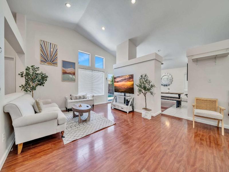 @marbella Lane - 4br Lavish Castle Retreat 5