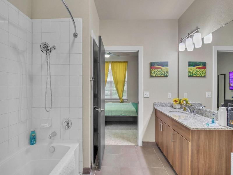 Tx Home Group- San Antonio image
