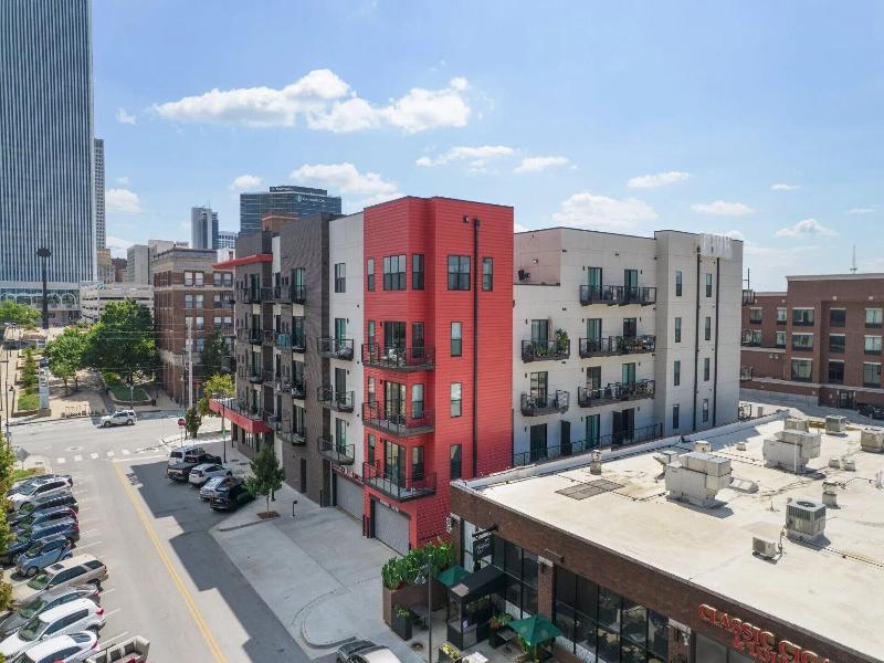 Arts District Apartments By Landing
