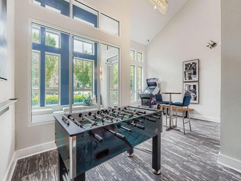 Northlake Apartments By Landing image