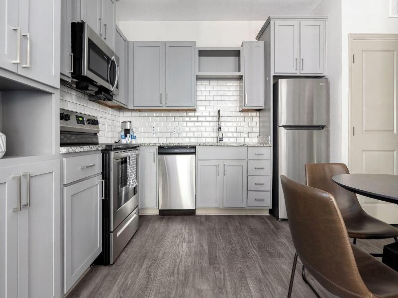 Northlake Apartments By Landing image