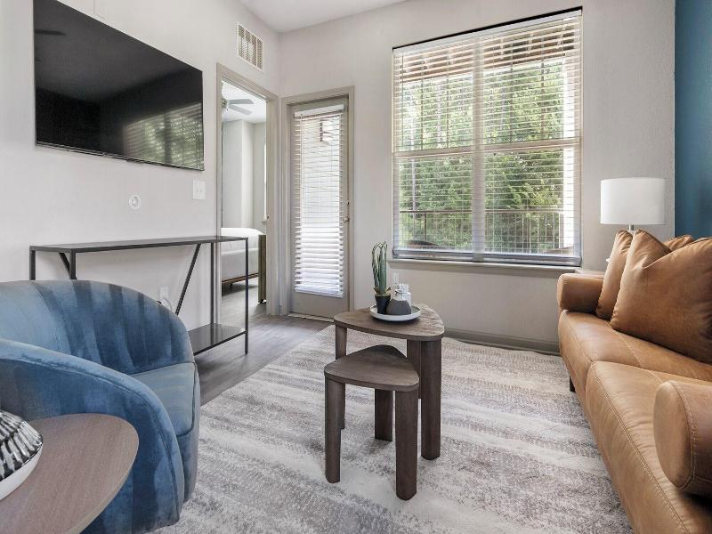 Northlake Apartments By Landing image