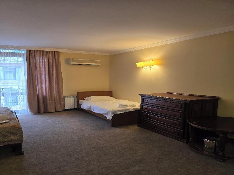 Ritsa Hotel image