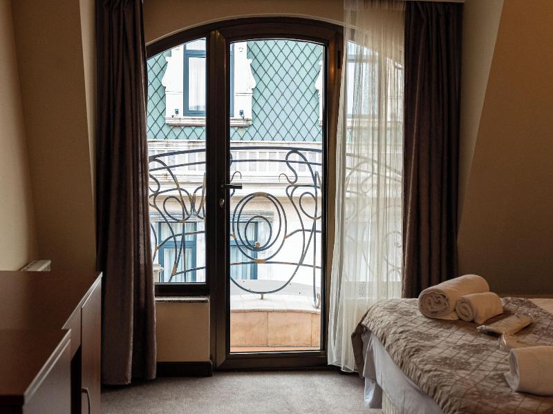 Ritsa Hotel image