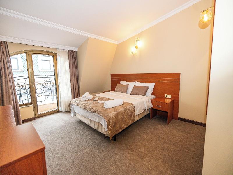Ritsa Hotel image