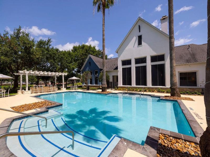 Landing Apartments West Houston image