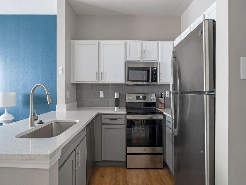 Landing Apartments West Houston image