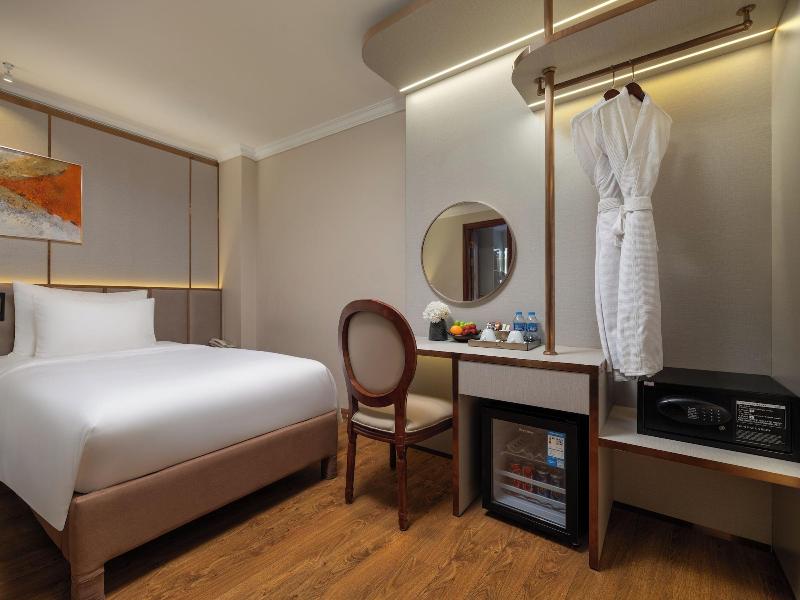 Hanoi Splendid Premium Hotel image