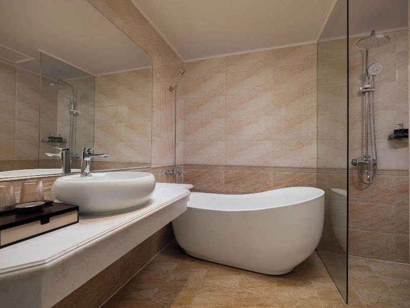 Hanoi Splendid Premium Hotel image