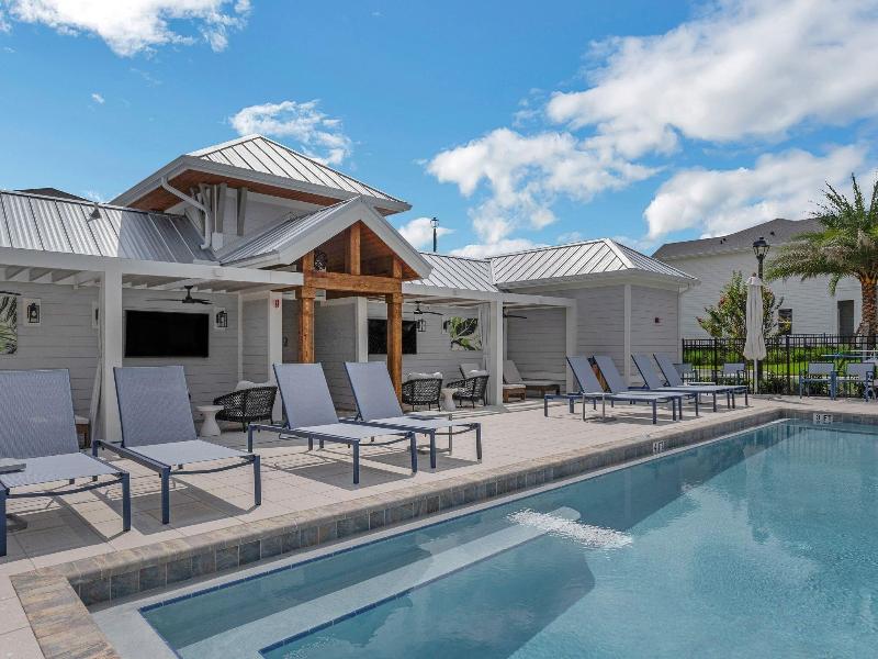 Landing Townhomes Davenport image