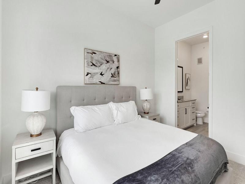 Landing Apartments Denton image
