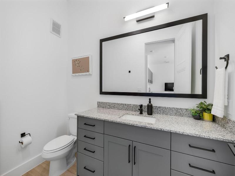 Landing Apartments Denton image