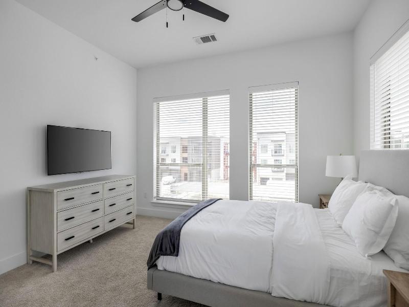 Landing Apartments Denton image