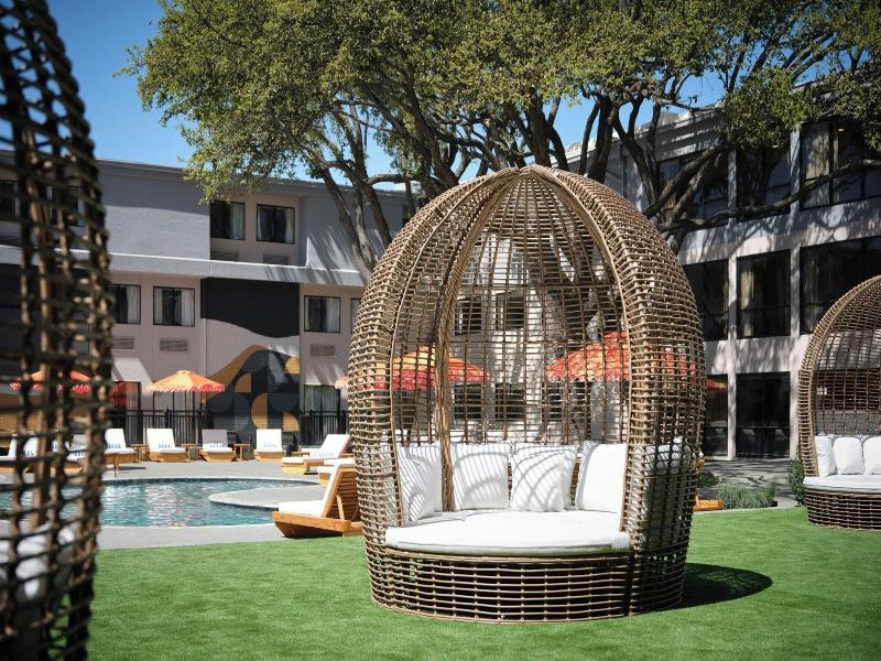 Hotel Dax image