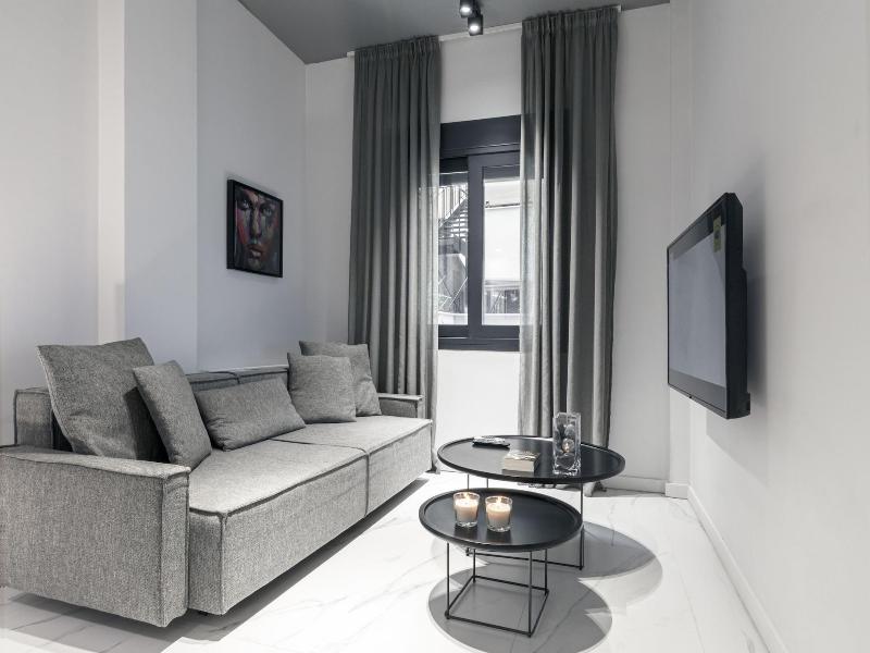 Heritage Apartments image