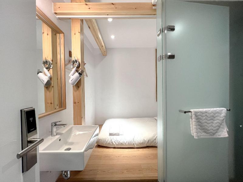 Forest 3030 Hostel image