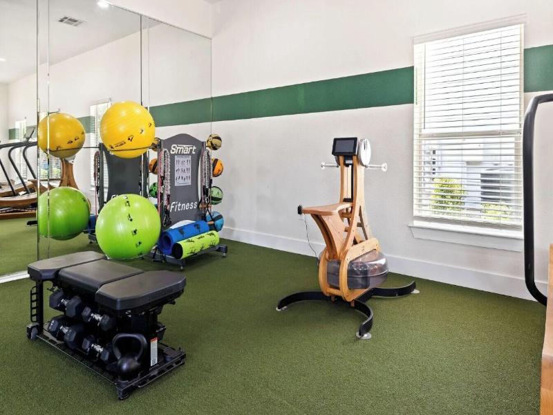 Landing Furnished Apartments Westover Hills image
