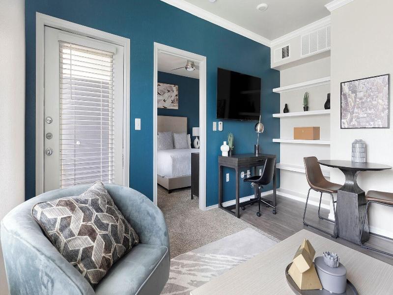 Landing Furnished Apartments Westover Hills image