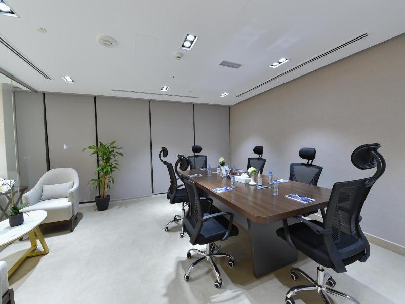 Saray Deluxe Hotel Apartments image